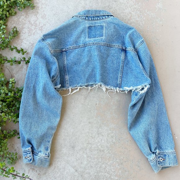 Levi's Vintage Cropped Jean Denim Jacket, Size XL - Picture 3 of 4